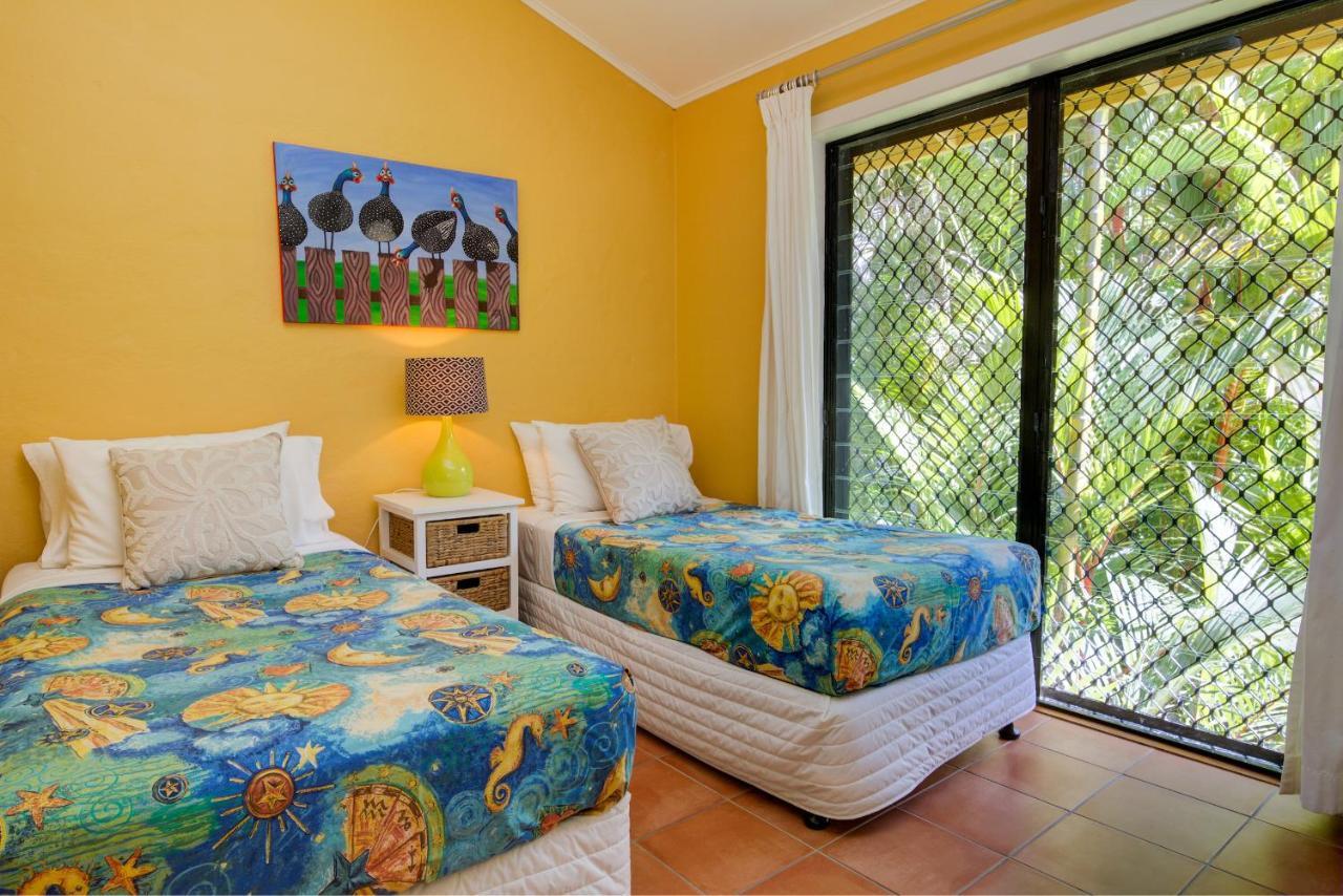 Number 2 On The Beach | Beautiful Beachfront Villa Port Douglas Eksteriør bilde