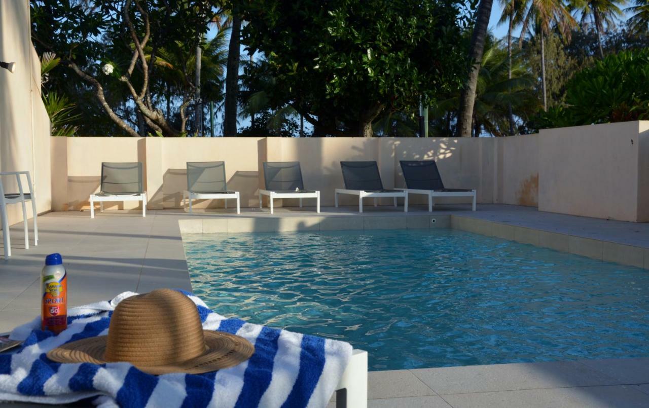 Number 2 On The Beach | Beautiful Beachfront Villa Port Douglas Eksteriør bilde